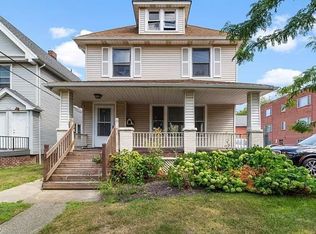 12913 Larchmere Blvd, Shaker Heights, OH 44120