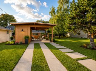 6833 25th Ave NE, Seattle, WA 98115