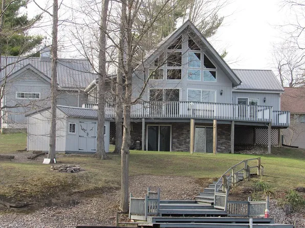 322 Portage Path, Willard, OH 44890