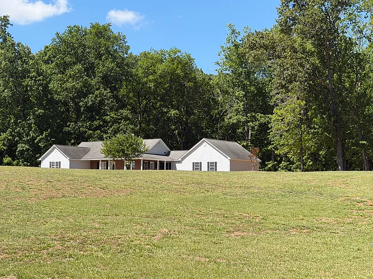 9314 Sawyer Rd — Photo 25