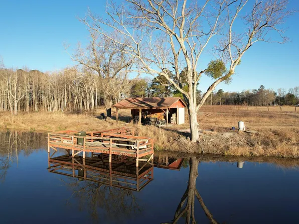 1576 Wee Tee Rd., Andrews, SC 29510