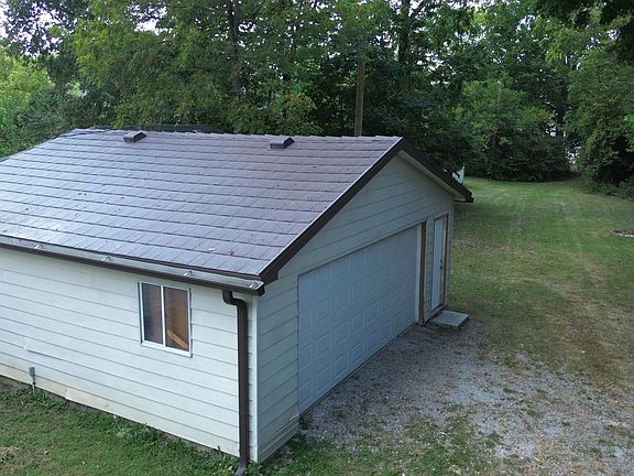 4th image of 434 Buckeye St