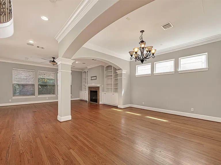 5319 Fayette St — Photo 10