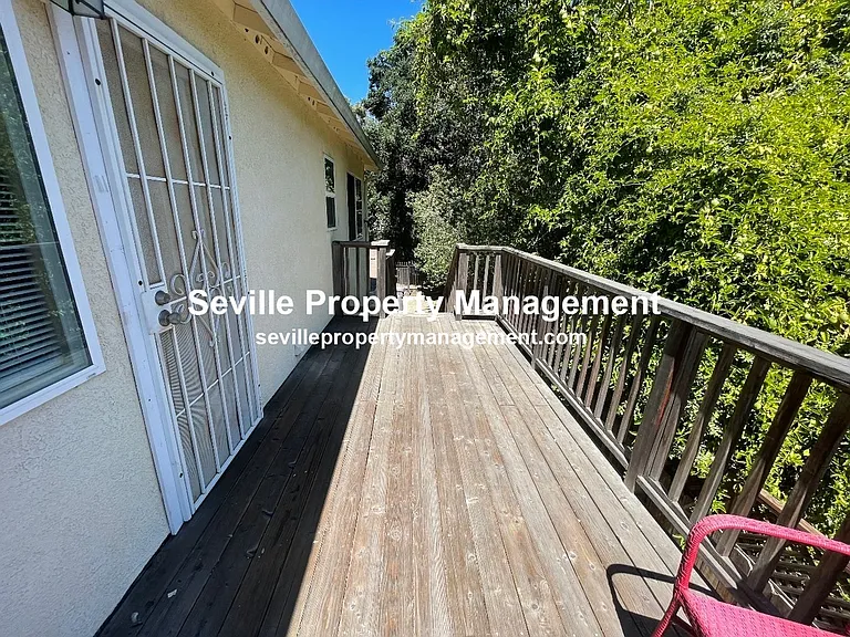 33 Deering Ct — Photo 13
