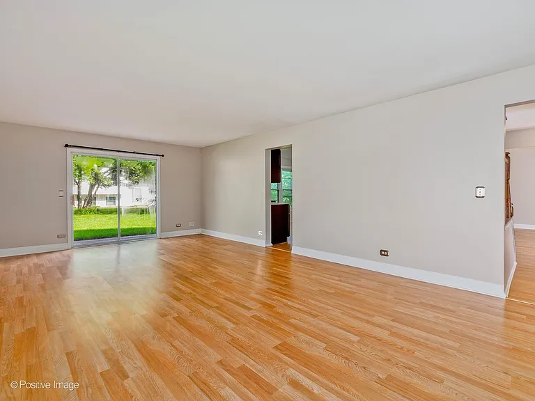 601 Willington Dr — Photo 13