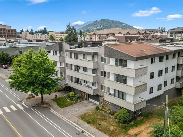 9175 Mary St #202, Chilliwack, BC V2P 4H7