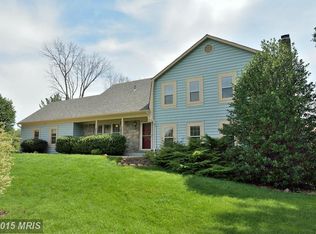 6011 Captain Marr Ct, Fairfax Station, VA 22039