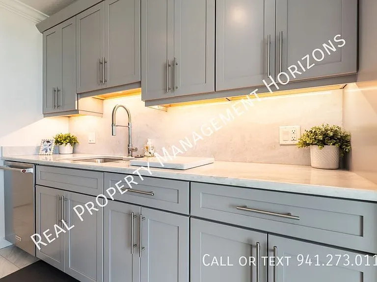 4822 Ocean Blvd #10F — Photo 11