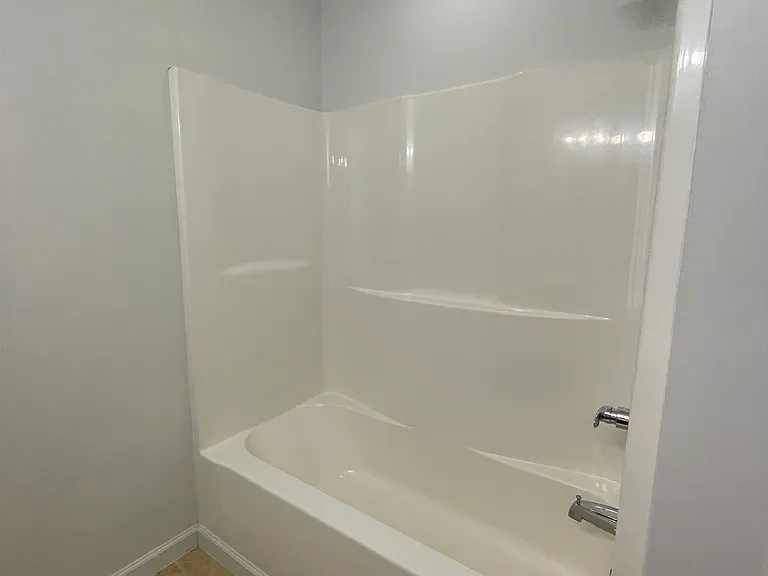 989 Bratton Br #7 — Photo 10