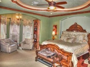 8206 Hideaway Lake Cir, Spring, TX 77389