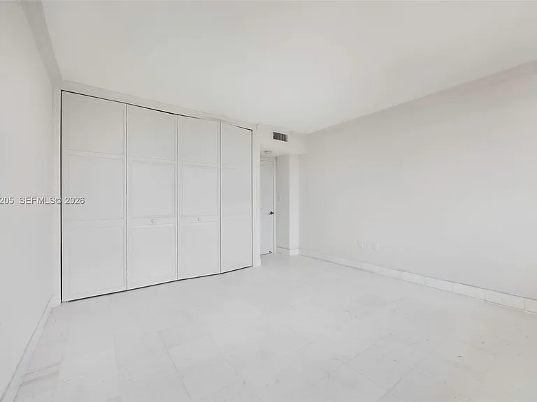 155 Ocean Lane Dr #600 — Photo 21