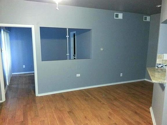 3rd image of 5757 Martel Ave APT A05