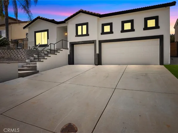 30709 Long Point Dr, Canyon Lake, CA 92587