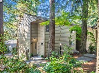 54 Cervantes Cir, Lake Oswego, OR 97035