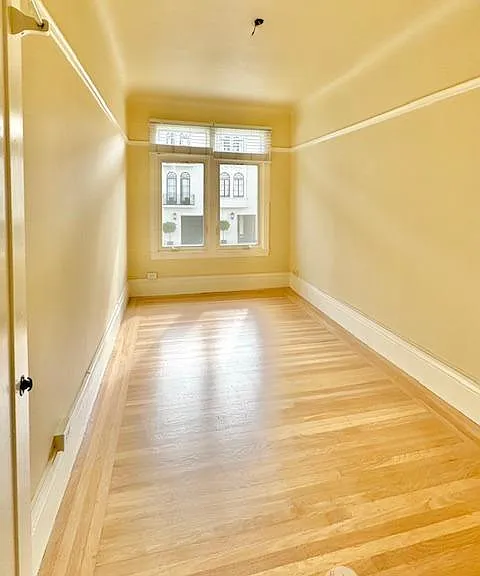 3141 Franklin St #1 — Photo 4