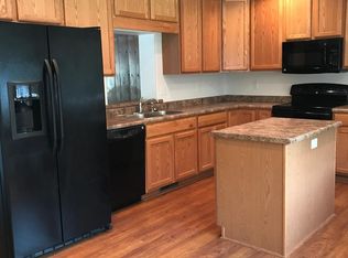 1014 Moose Dr, Riverton, WY 82501
