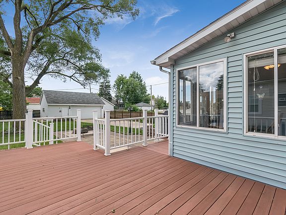 2nd image of 445 E 160th Pl
