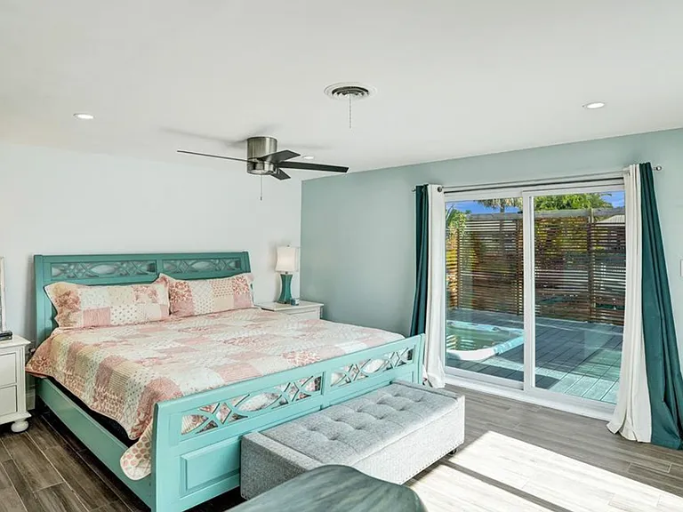 1710 SW 6th Ave — Photo 7