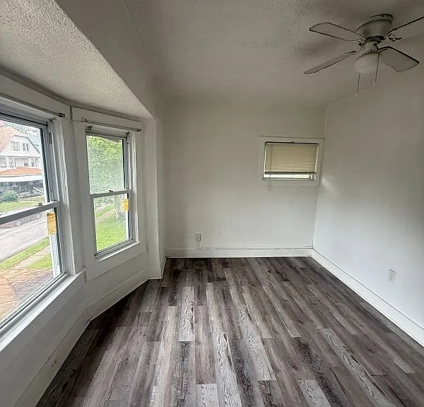 9904 North Blvd — Photo 11
