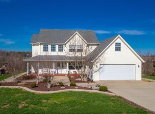 153 Lakeland Dr, Harrodsburg, KY 40330