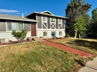 555 S Moline St, Aurora, CO 80012