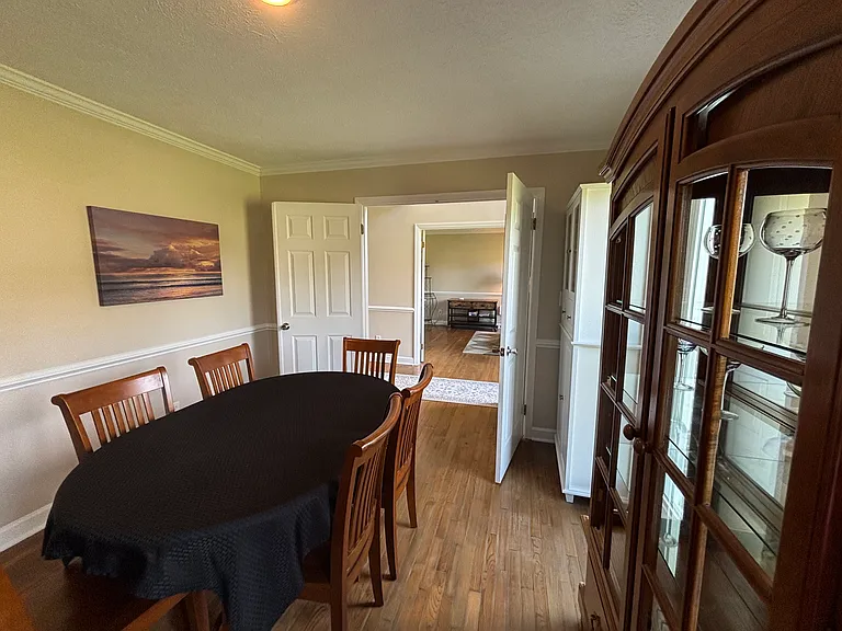 468 Derby Ln — Photo 7