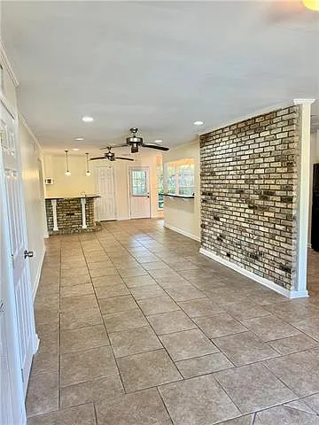6700 Pontchartrain Blvd — Photo 2