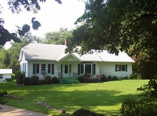 6860 W Lake Rd, Fairview, PA 16415