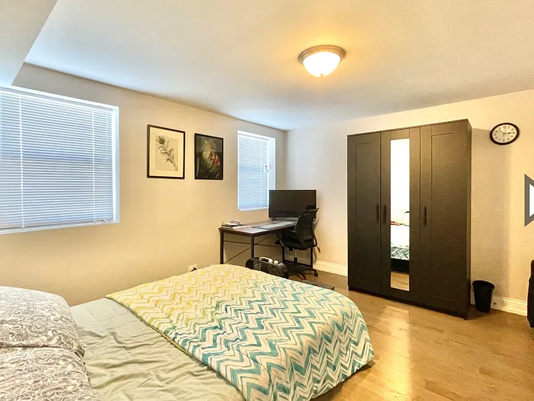 2622 W Cermak Rd #4 — Photo 10