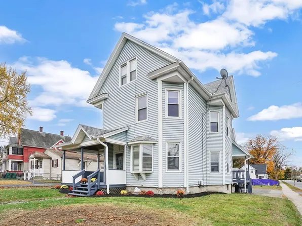 528 Broadway St, Chicopee, MA 01020