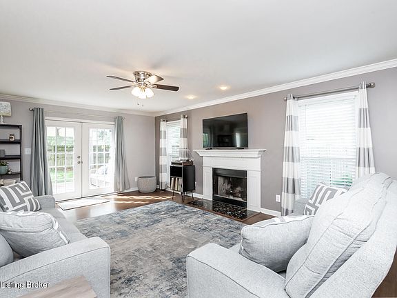 4th image of 222 Rolling Ridge Way