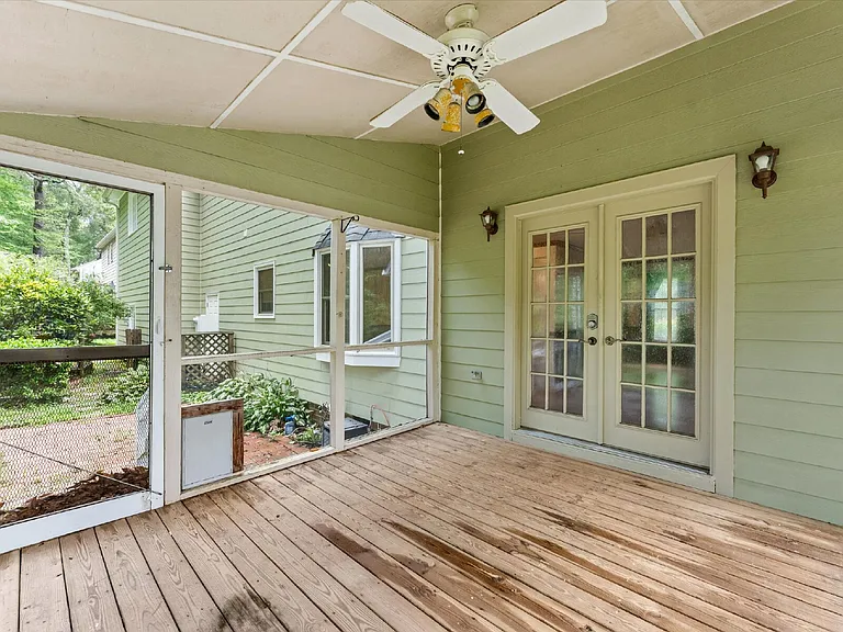 10948 Sunset Hills Dr — Photo 23