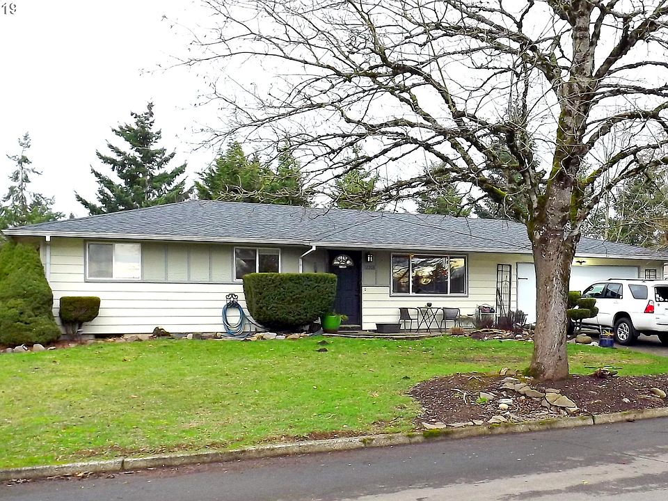 1st image of 12208 NE 86th St