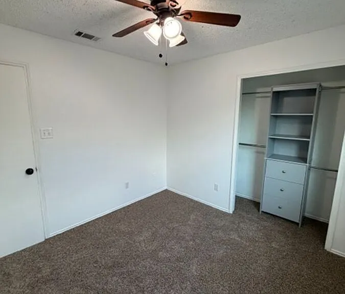 5009 Paragon Dr — Photo 14