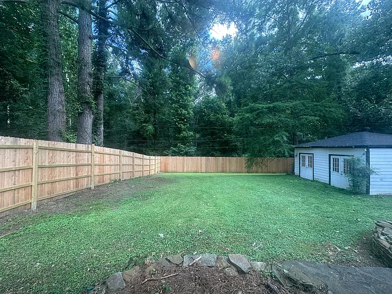 Chapman Ave — Photo 15
