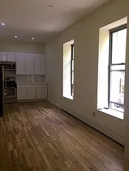 Rented by Mann Maurice A