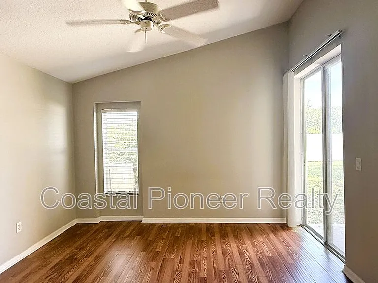 2345 Roanoke Springs Dr — Photo 19