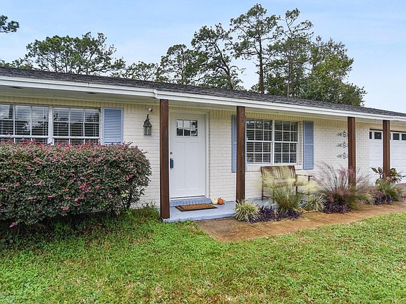 3rd image of 4936 Pine Cone Ct