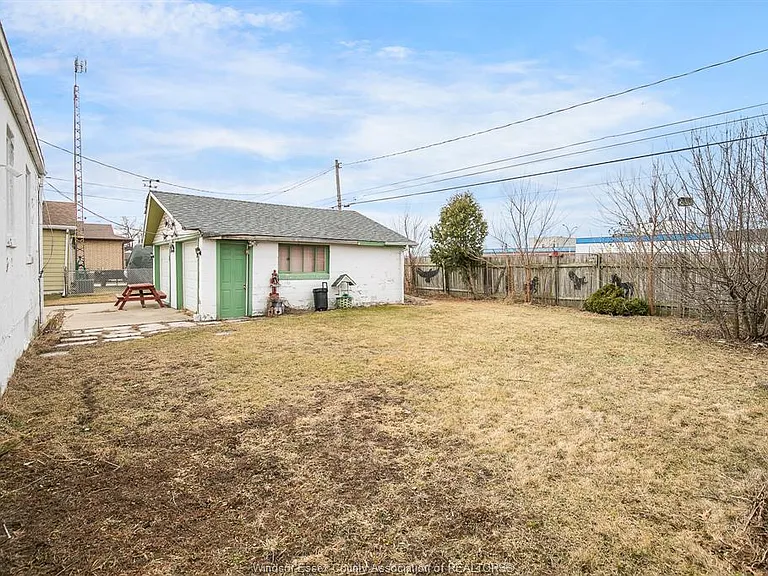2653 Alexis Rd #UPPER — Photo 31