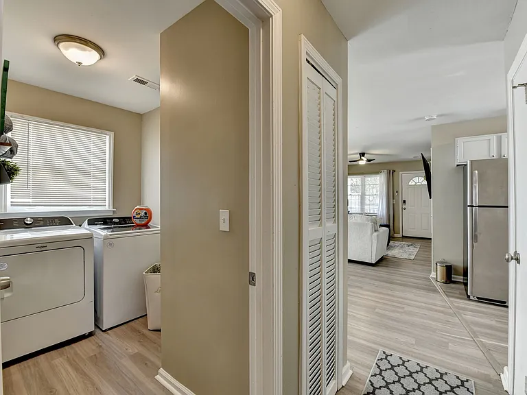 991 Ashby Cir NW — Photo 25