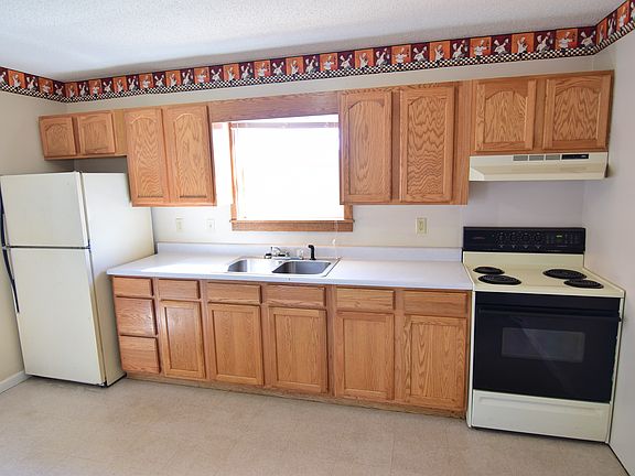 Eat-In Kitchen Area