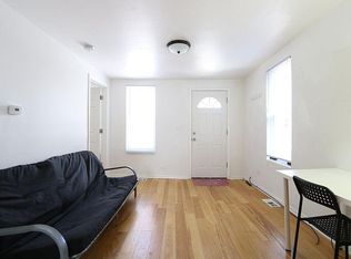 908 S Miller St, Chicago, IL 60607