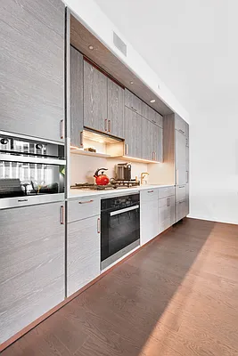 Rented by Compass | media 13