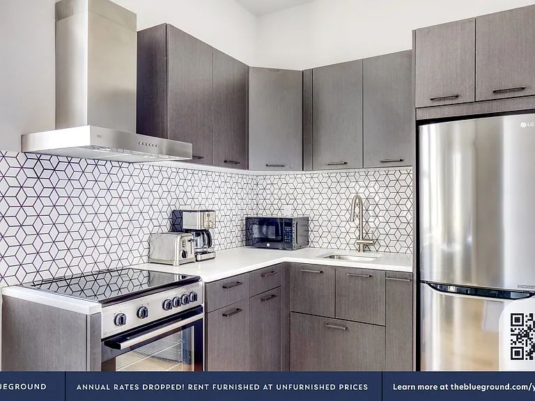 101 E 10th St #9A — Photo 8