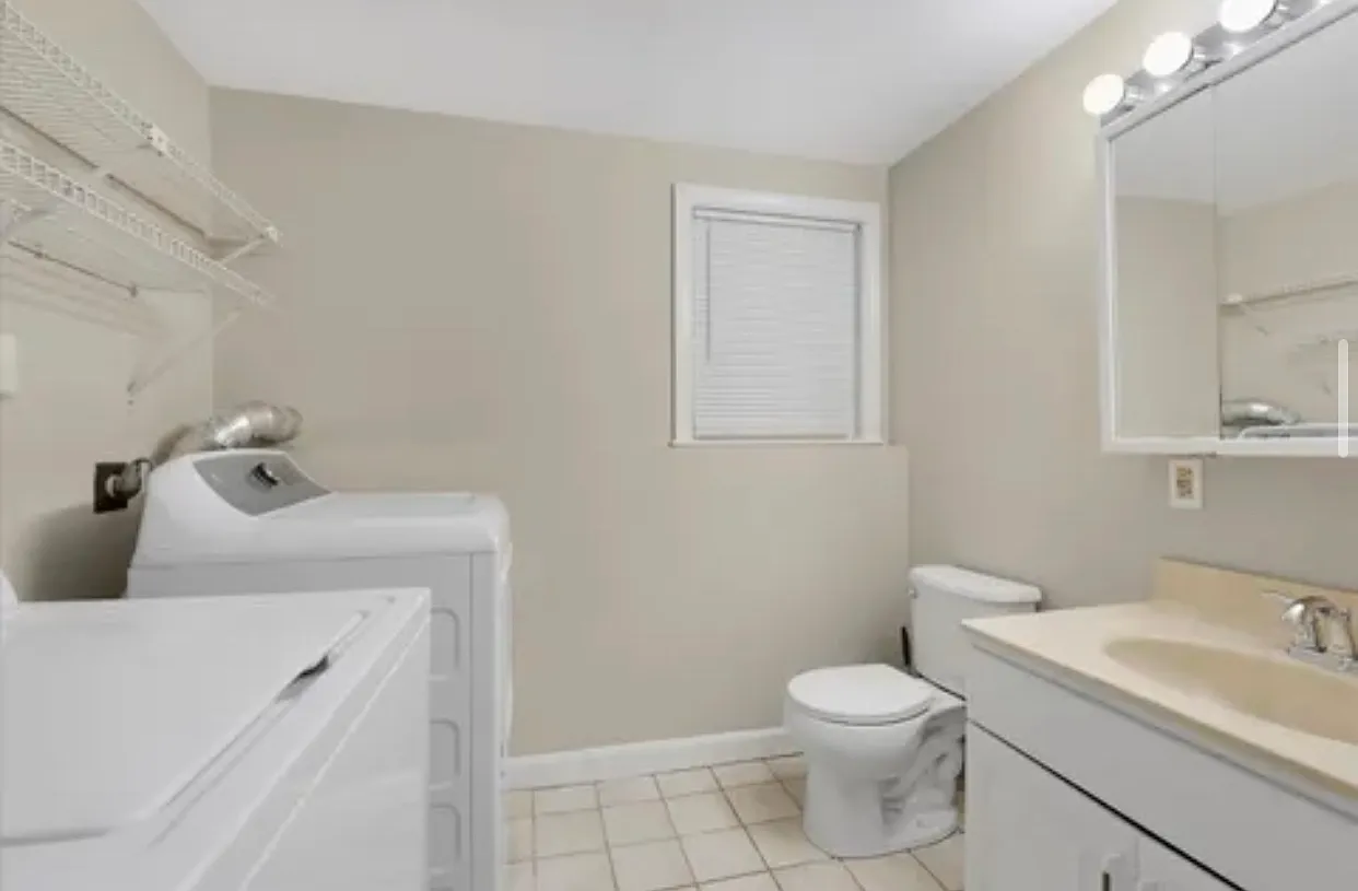 2 bed, 1.5 bath, 1150 sqft, $2,500 — Photo 3
