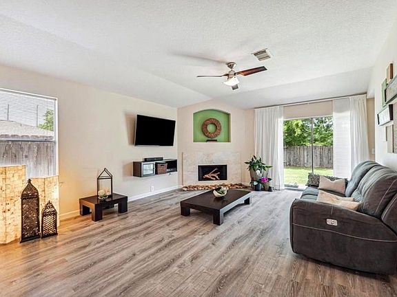 5th image of 21122 Barker Canyon Ln