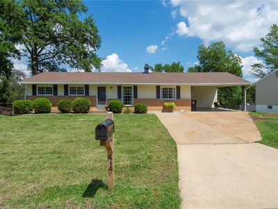 417 McLaughlin Dr, Saint Louis, MO, 63129