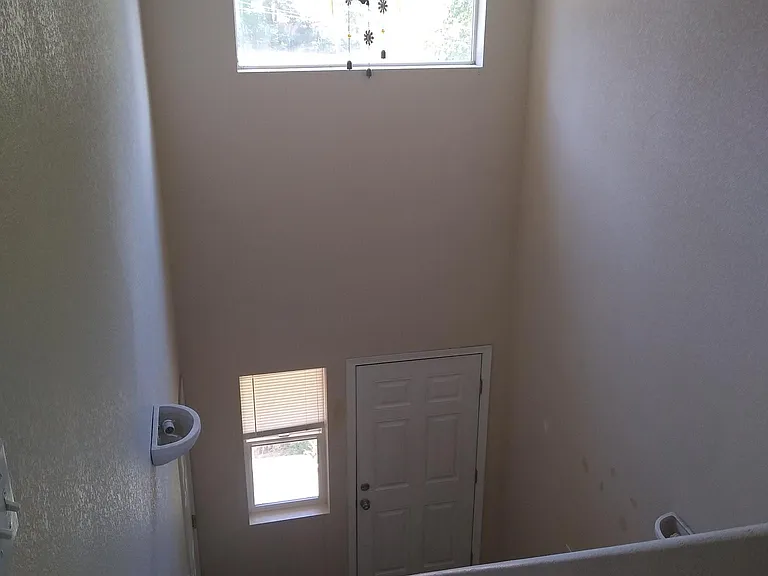 333 Graceland Grv — Photo 10