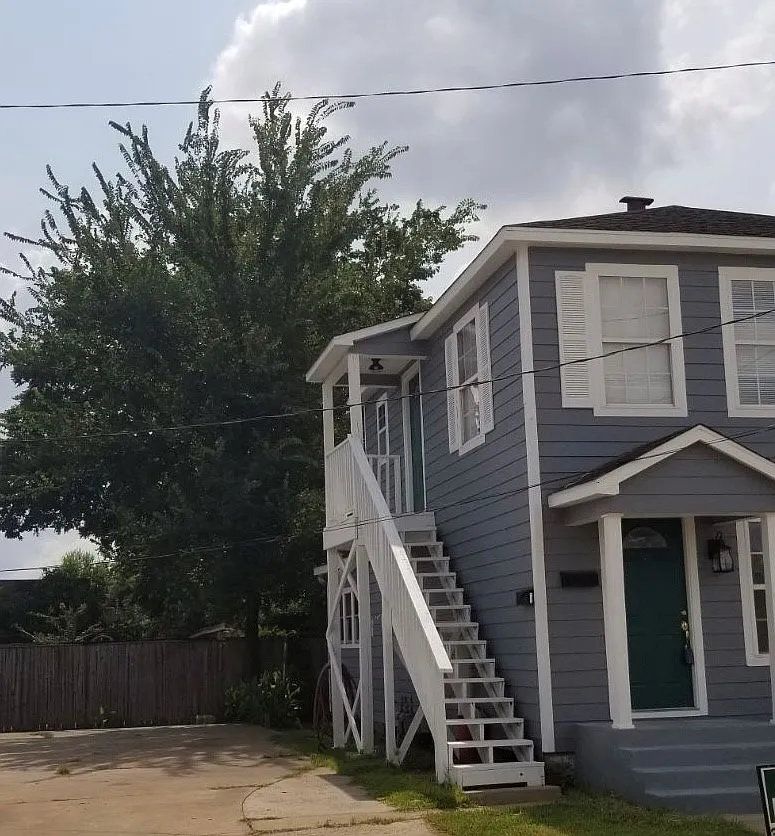 2 bed, 858 sqft, $1,350 — Photo 2