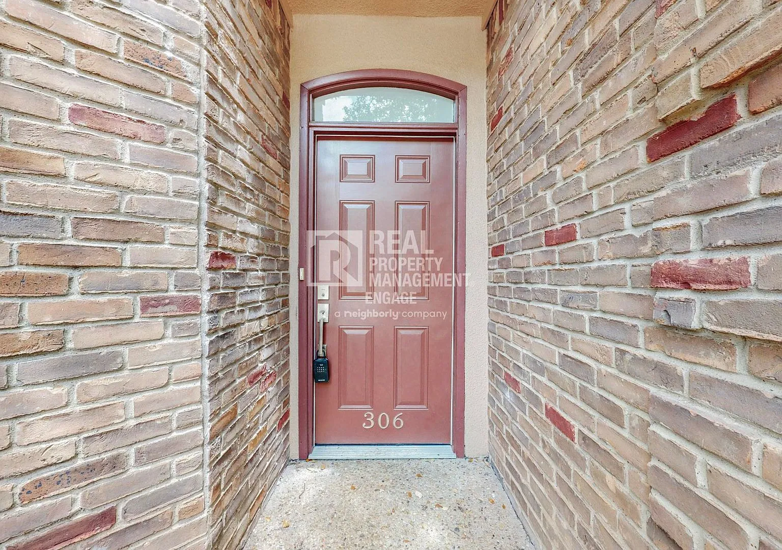 Highly Upgraded 2-Bedroom Townhome Available for Rent! — Photo 3
